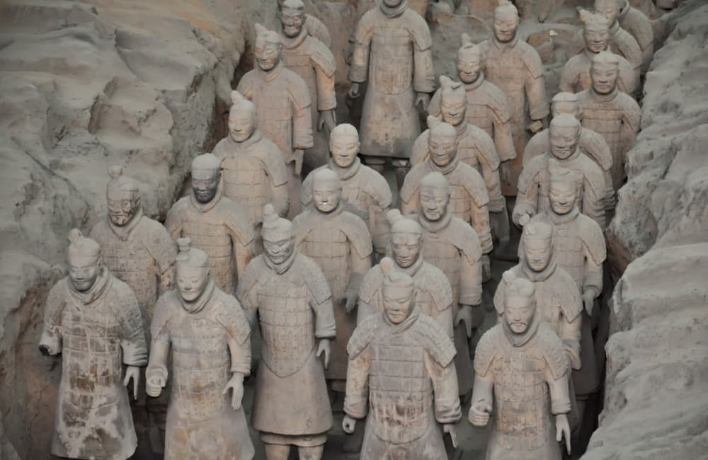 Terracotta Warriors' Discovered in Pit Around Secret Tomb ©meanmachine77/Shutterstock.com